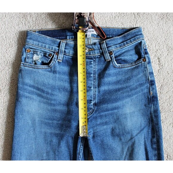 Re/Done 70s Stove Pipe High Waist Jeans in color Worn Blue - size 27 - Picture 10 of 10